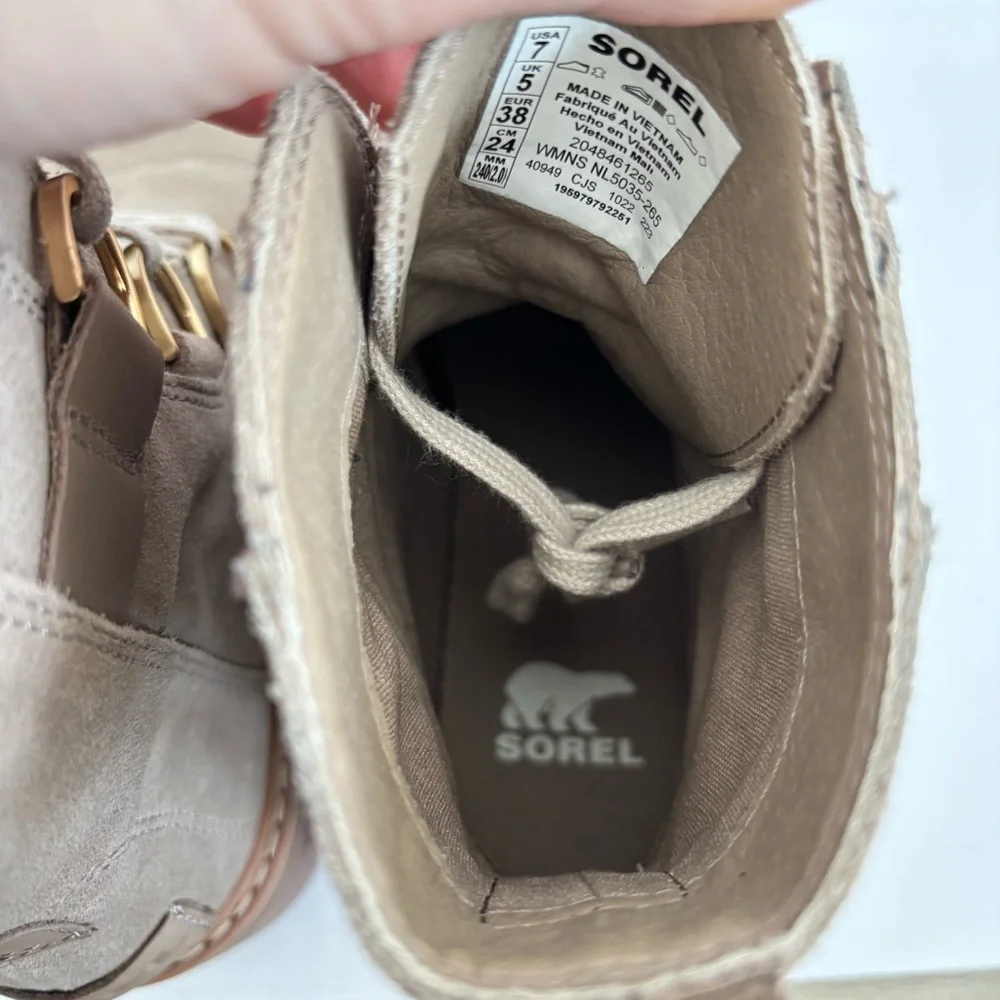 Sorel Joan Now Lace Up Suede Taupe Lug Sole Heeled Boots 7 - Picture 12 of 14